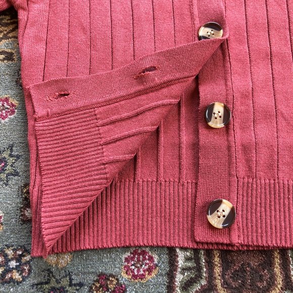Beautiful Wide-Ribbed Rust-Color Crop Cardigan NWT Size S - Picture 11 of 16